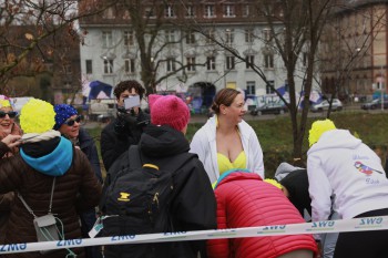 025a1274 chlausschwimmen zueri dwy web