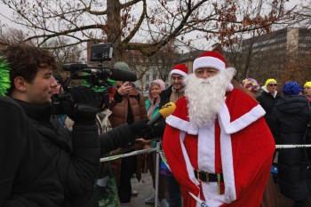 025a1336 chlausschwimmen zueri dwy web