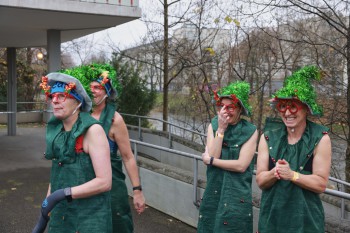 025a1555 chlausschwimmen zueri dwy web