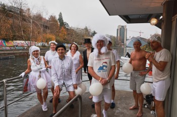 025a1643 chlausschwimmen zueri dwy web