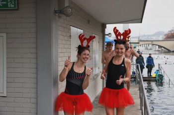 025a1714 chlausschwimmen zueri dwy web