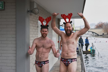 025a1718 chlausschwimmen zueri dwy web