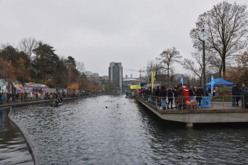 025a1740 chlausschwimmen zueri dwy web