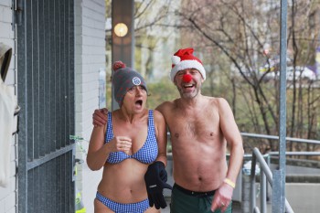 025a1887 chlausschwimmen zueri dwy web