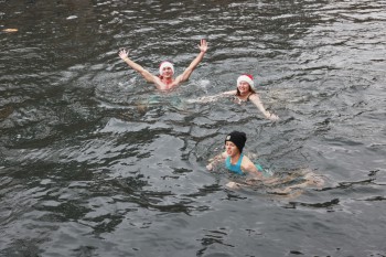 025a1997 chlausschwimmen zueri dwy web