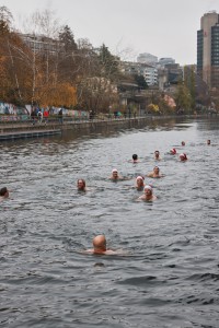 025a2066 chlausschwimmen zueri dwy web